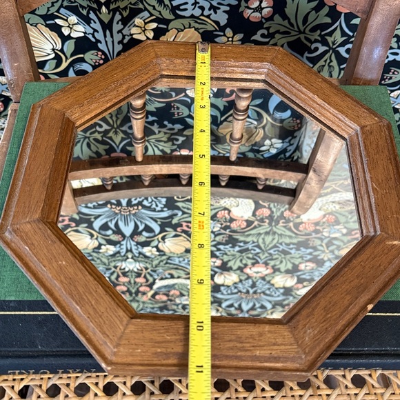 💕MCM Vintage Octagon Wood Mirror - Picture 4 of 9